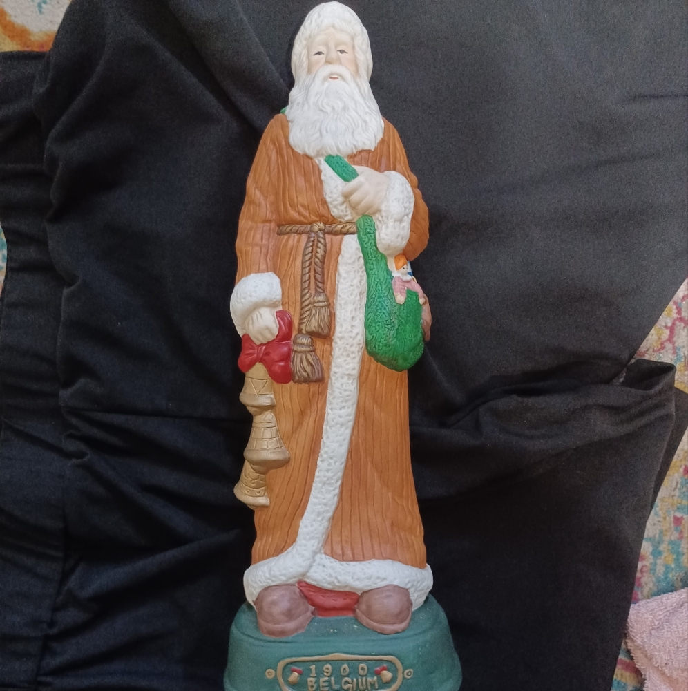 Grandeur Father Christmas Belgium 24 inches tall